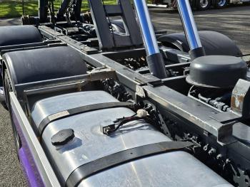 Mercedes-Benz AROCS 3345 / NCH 25T CONTAINER-SYSTEM / CABLE